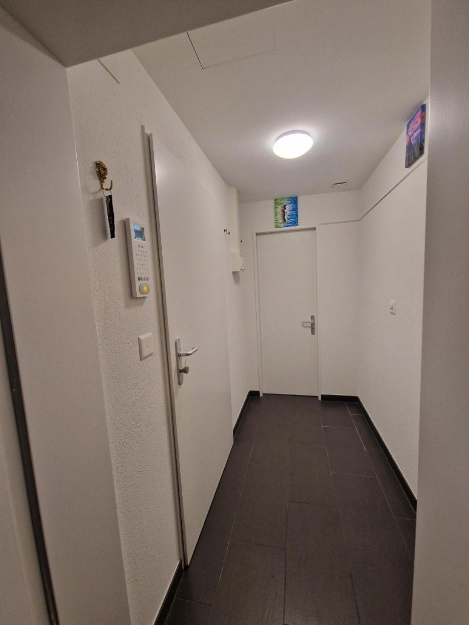 Apartment The Artistic Corner By The Rhine Wakable To Major Events Like Art Esc And *